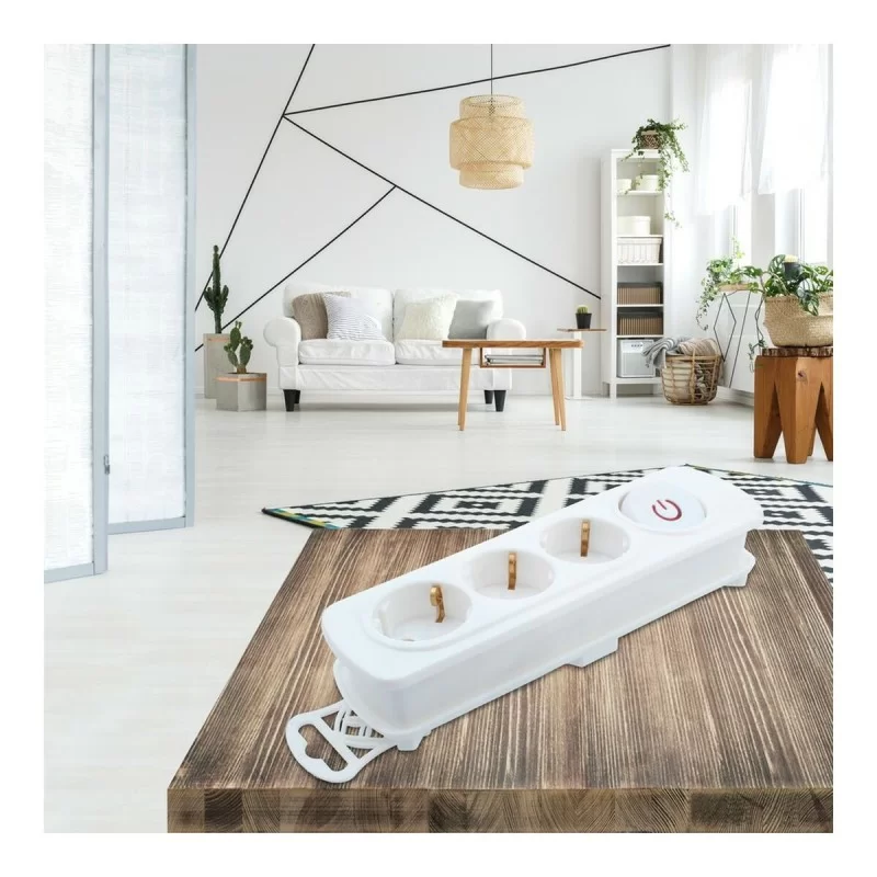 3-socket plugboard with power switch TM...