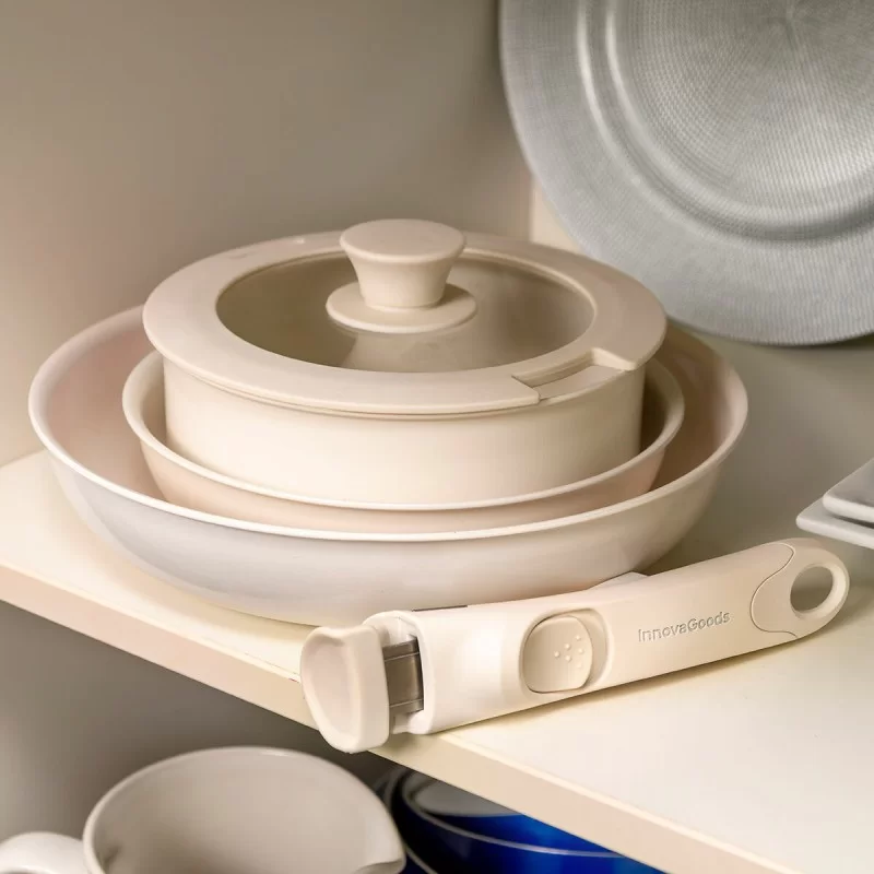 Set of Pans with Removable Handle and Lid...