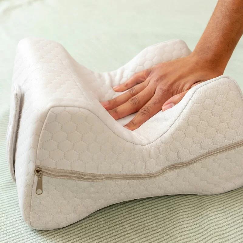 Leg Pillow with Securing Strap Lerellow...