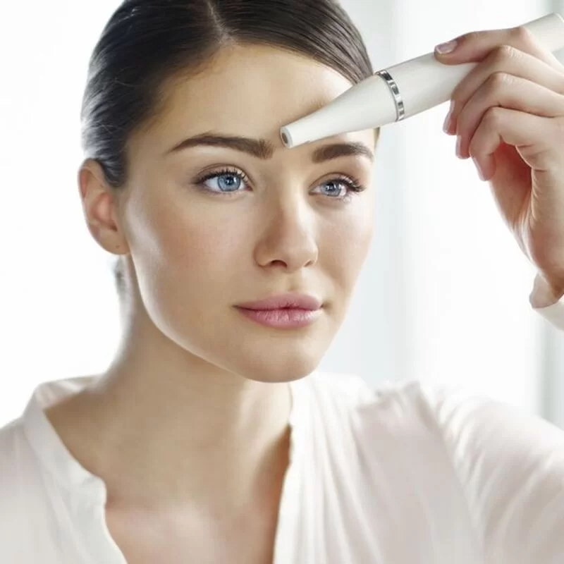 Electric Facial Cleanser/Hair Remover Braun...