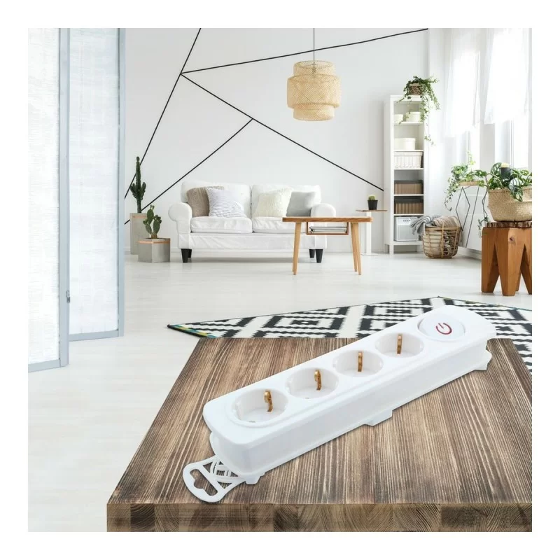 4-socket plugboard with power switch TM...