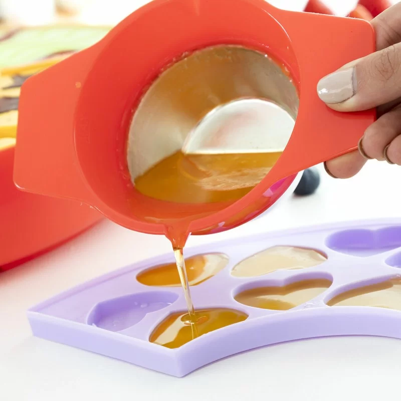 2-in 1-Jelly Bean and Chocolate Fondue Machine...