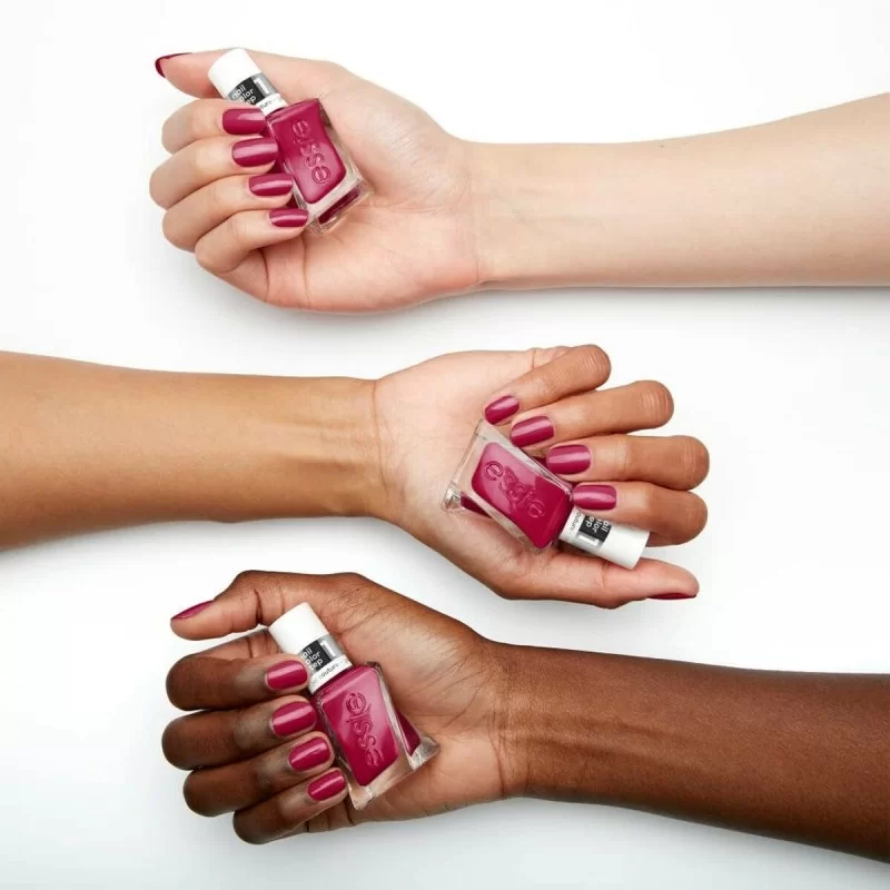 nail polish Essie Gel Couture 541-chevron trend...
