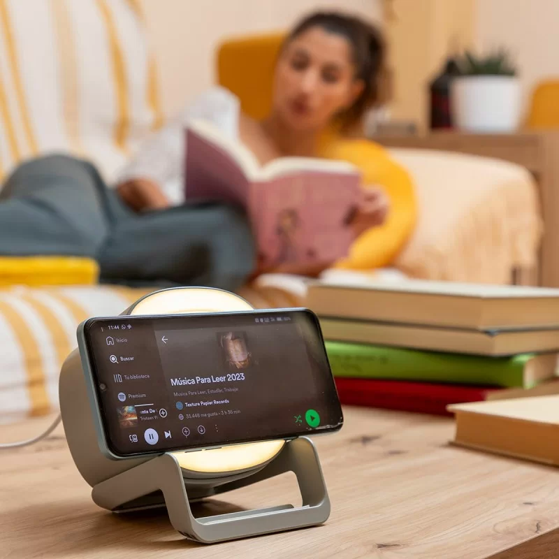 Wireless Speaker-Charger with LED Souwis...