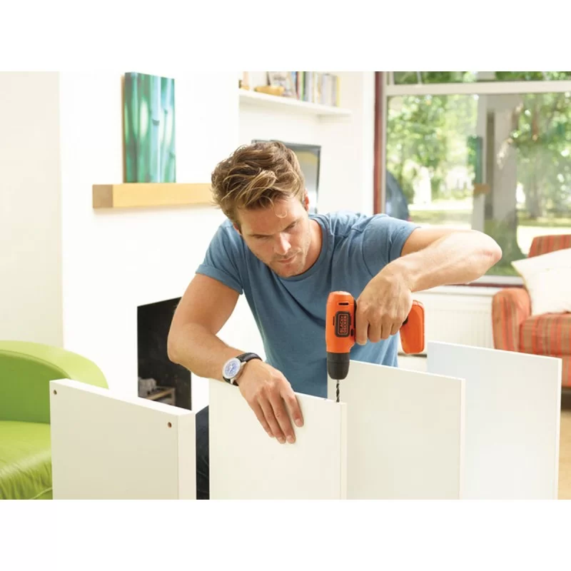 Screwdriver Black & Decker BDCD8 Compact Drill...