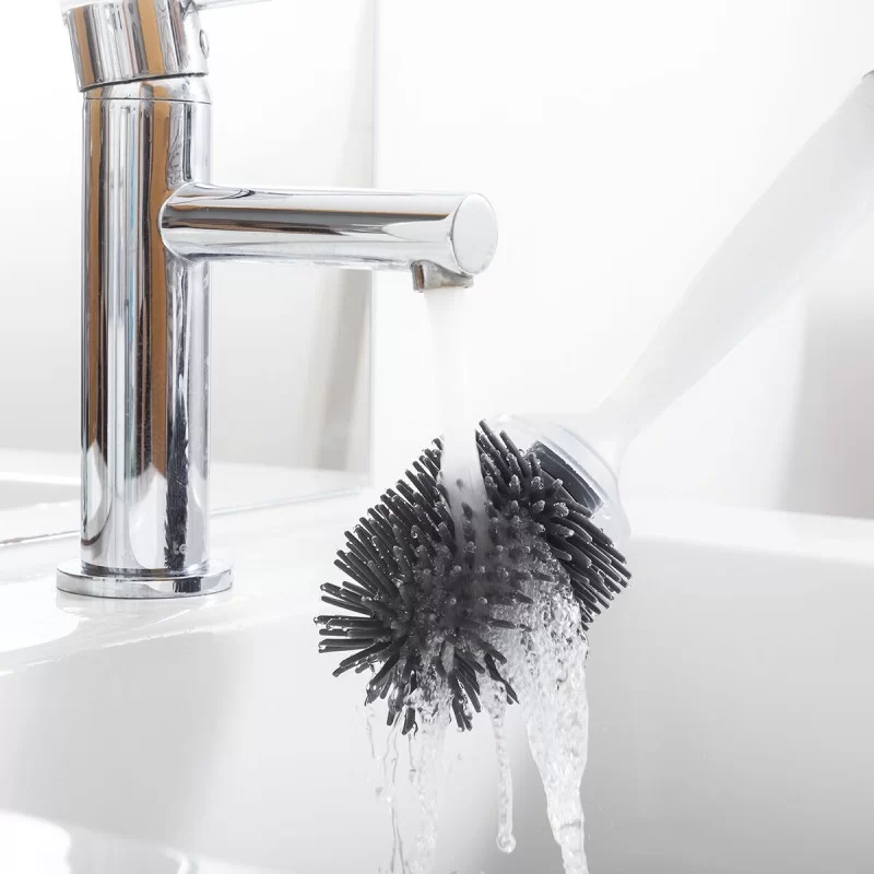 Toilet Brush with Detergent Dispenser Bruilet...