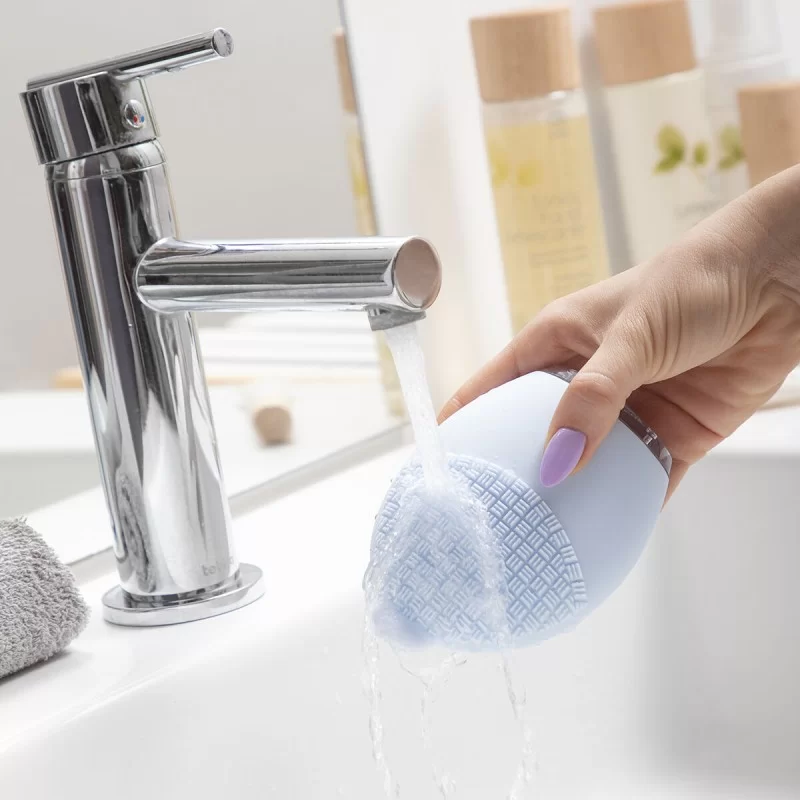 Rechargeable Facial Cleaner-Massager Vipur...