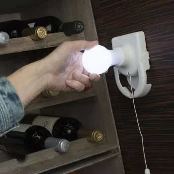 Portable LED Light Bulb Stilamp InnovaGoods 2