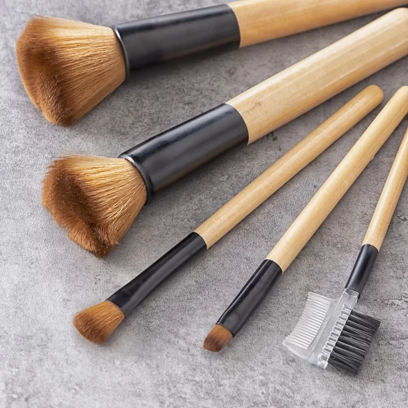 Set of Wooden Make-up Brushes with Carry Case...