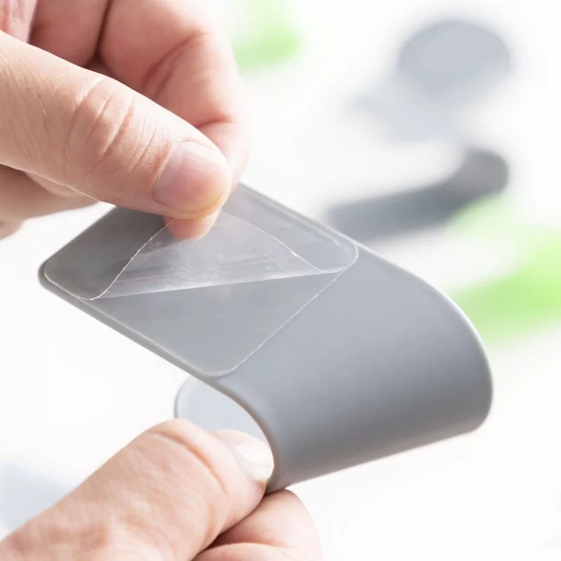 Set of 3 Adhesive Holders for Saucepan Lids...