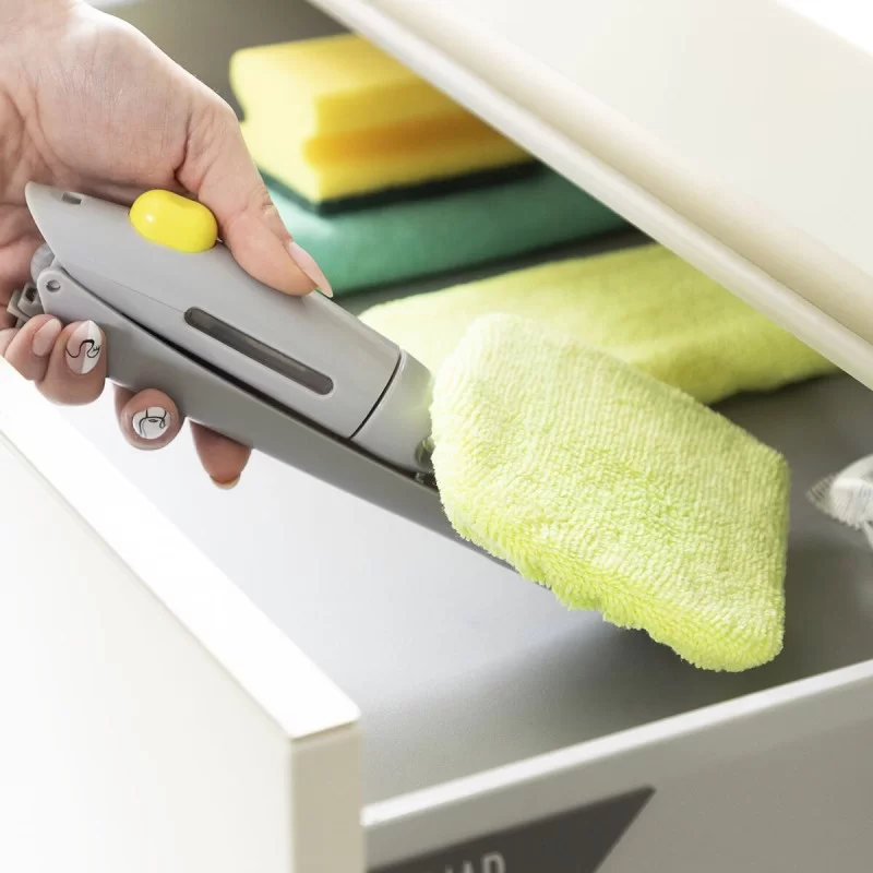 2-in-1 Glass Cleaner with Sprayer Klinshil...