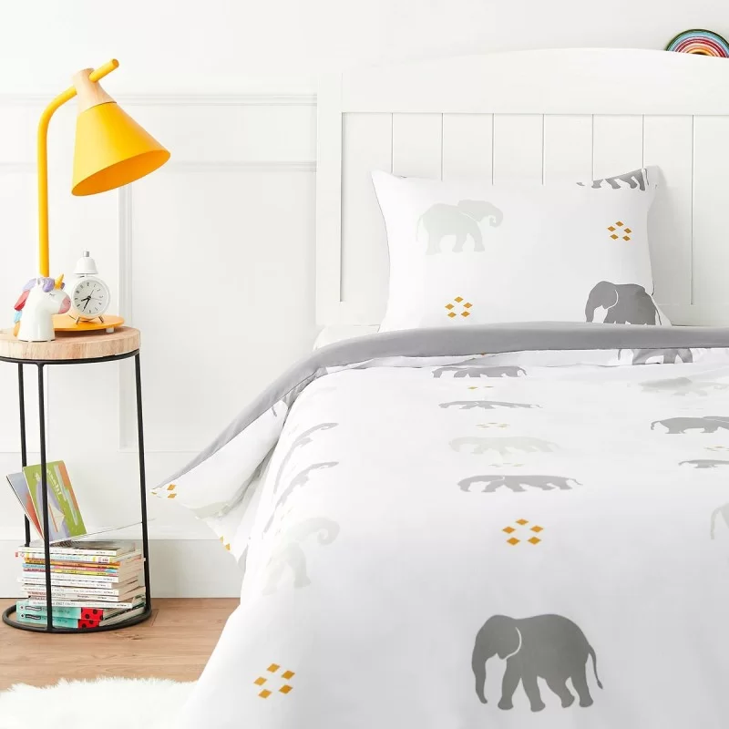 Set of Sheets Amazon Basics 100 x 135 cm...