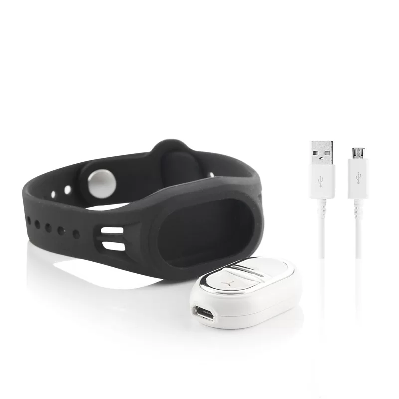 Rechargeable Mosquito-repellent Bracelet using...