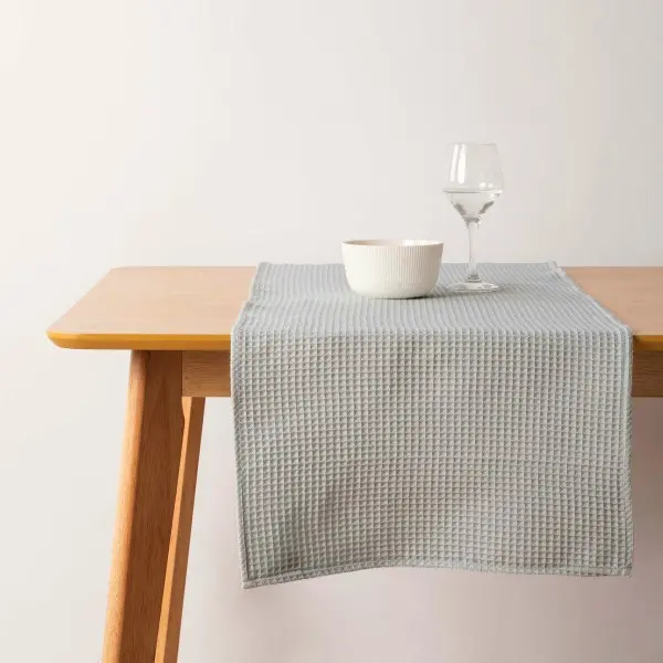 Table Runner Muaré Waffle Light grey 45 x 140 cm