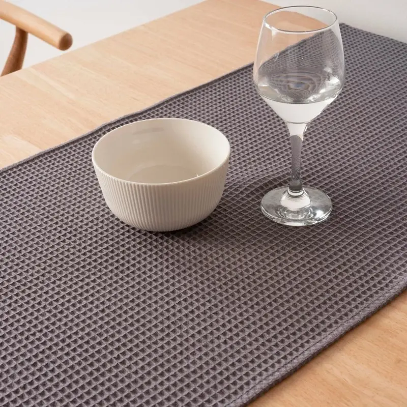 Table Runner Muaré Waffle 45 x 140 cm