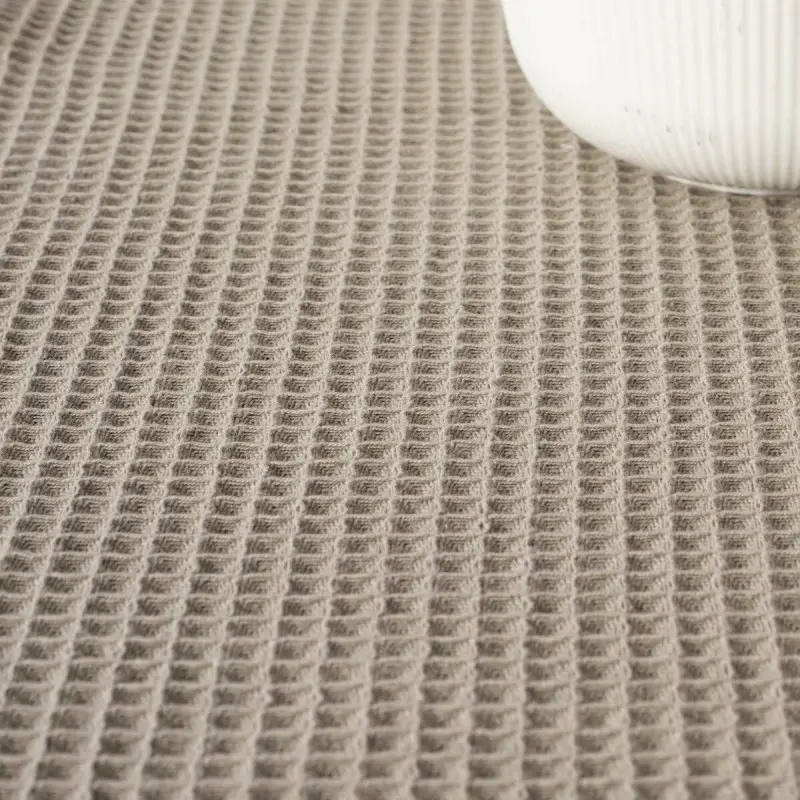 Table Runner Muaré Waffle Walnut 45 x 140 cm