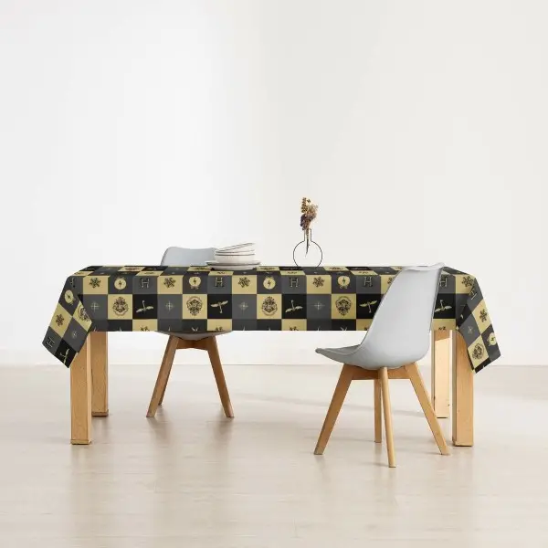 Stain-proof resined tablecloth Harry Potter Hogwarts Christmas 300 x 140 cm