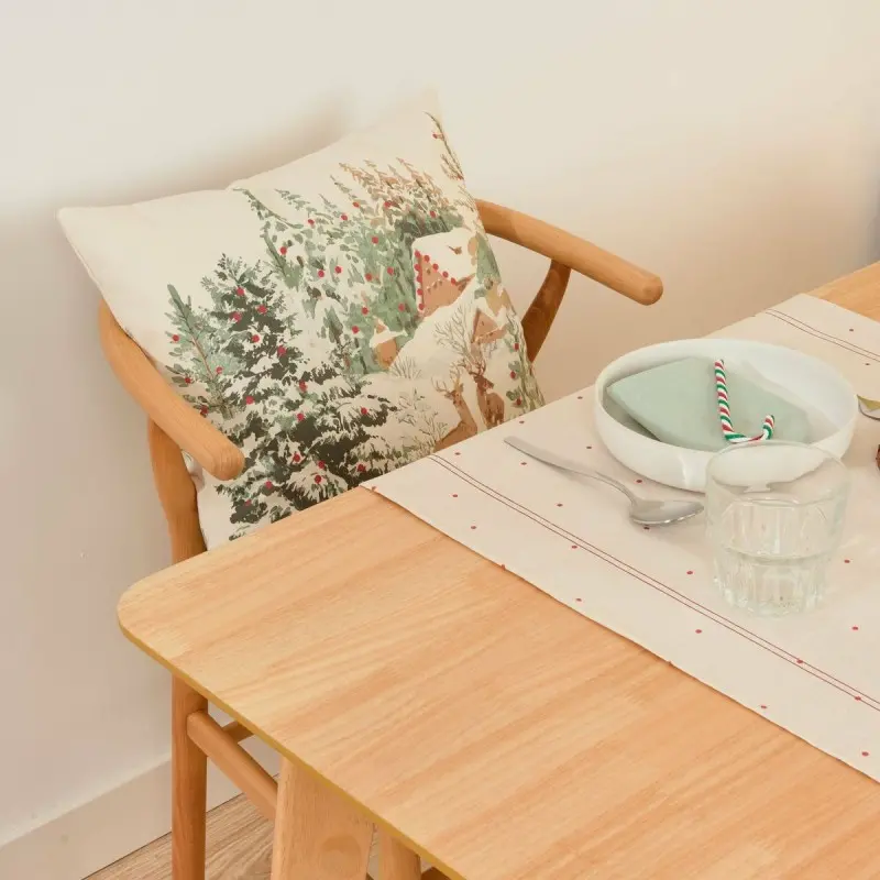 Table Runner Muaré Deer 45 x 140 cm