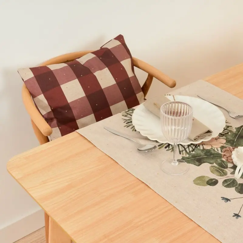 Table Runner Muaré Mistletoe 45 x 140 cm